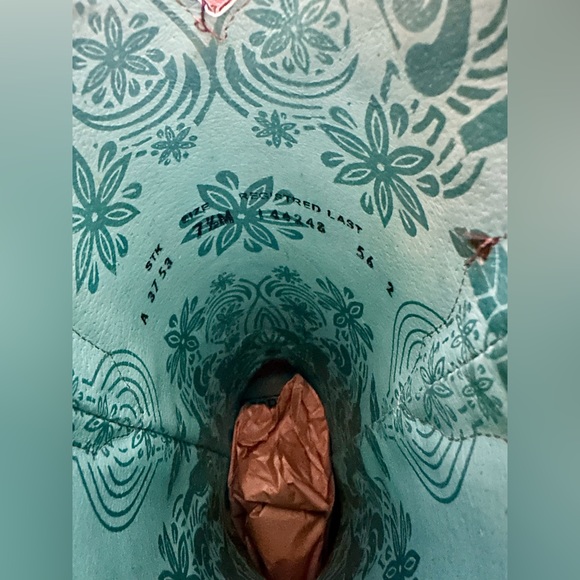 Corral A3753 Boots Glow in Dark size 7.5 Brown White Floral Embroidery Cowboy - Picture 6 of 7